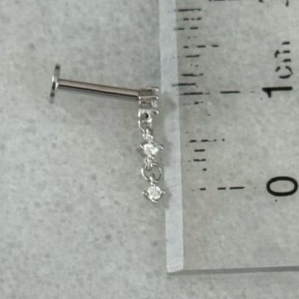 Sterling Silver Crystal Dangle Chain Cartilage Earring
Brand New - Picture 4 of 4